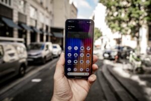 Lire la suite à propos de l’article Gemini sur Android : L&rsquo;IA de Google Révolutionne Votre Quotidien