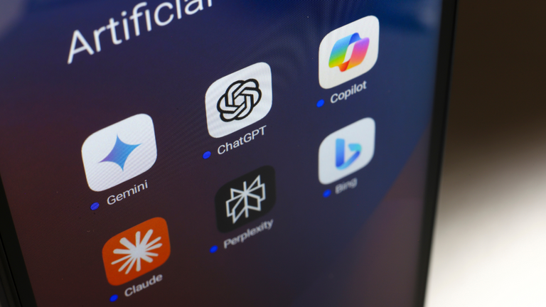 You are currently viewing L&rsquo;IA simplifiée : Accédez à GPT-4o, Claude 3 et Gemini Pro via une plateforme unique [1min.ia]